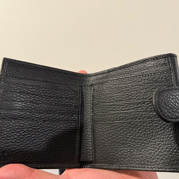 Gucci Trifold Icon Marmot Black Compact Leather Wallet - Picture 3 of 6